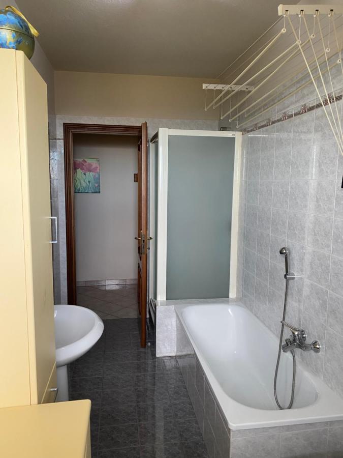 Casa Carlino Appartement Santo Stefano Belbo Buitenkant foto